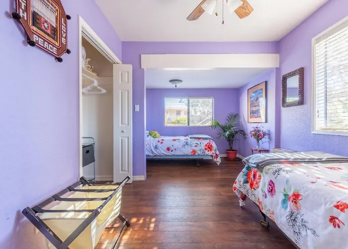 Spacious House With Hot Tub Spa, To Enjoy Red Rock View, Near Amitabha Stupa, And Trails