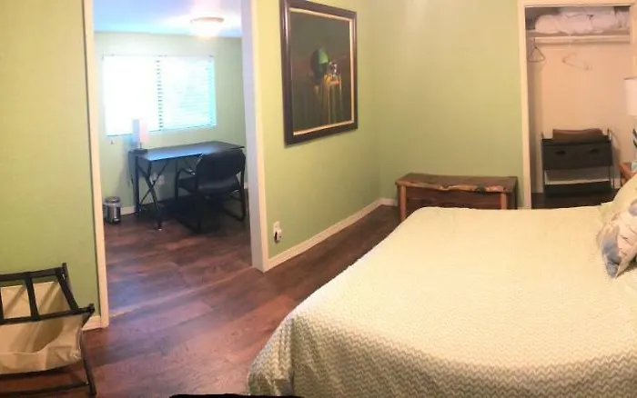 Spacious House With Hot Tub Spa, To Enjoy Red Rock View, Near Amitabha Stupa, And Trails Holiday home Sedona